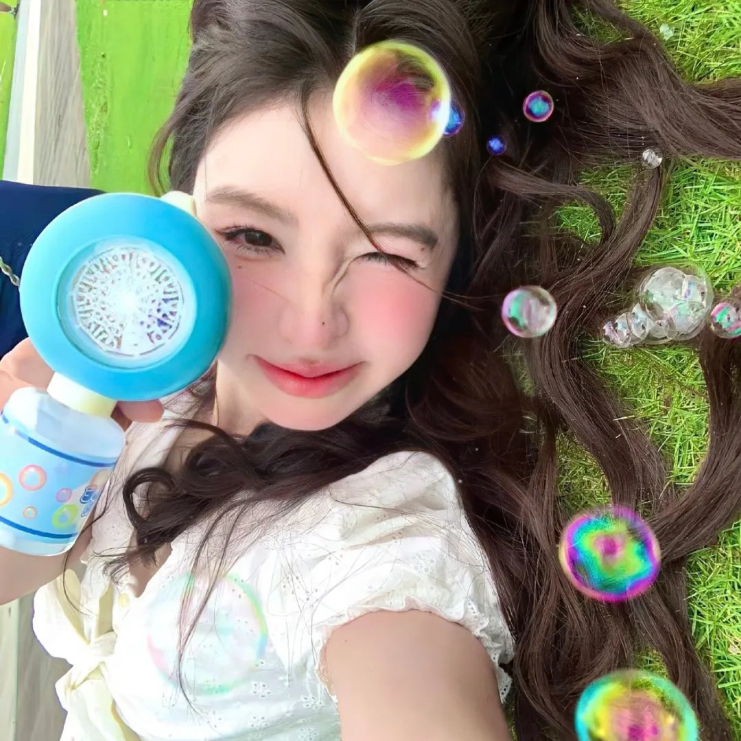 是谁搞的鬼 海报